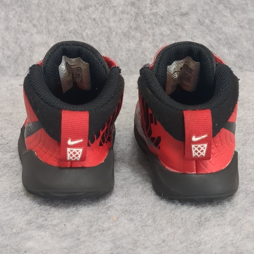 Red Nike team hustle toddler shoes 6C - Picture 3 of 7